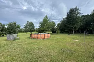 7031 Hamilton Rd, Grand Ridge, FL 32442 - Photo 24