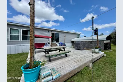 7031 Hamilton Road, Grand Ridge, FL 32442 - Photo 20