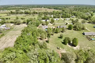 7031 Hamilton Rd, Grand Ridge, FL 32442 - Photo 30