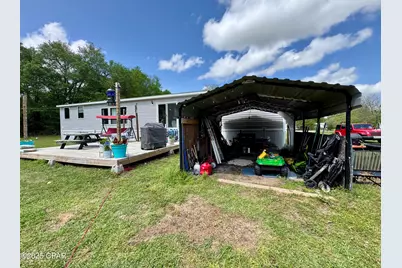 7031 Hamilton Road, Grand Ridge, FL 32442 - Photo 32