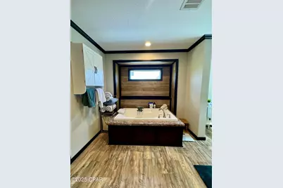 7031 Hamilton Road, Grand Ridge, FL 32442 - Photo 20