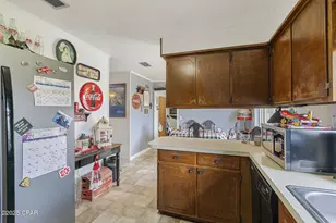 5245 Collins Dr, Panama City, FL 32404 - Photo 8