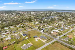 905 E 12th St, Lynn Haven, FL 32444 - Photo 38