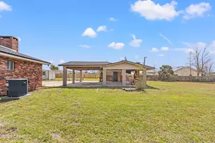 905 E 12th St, Lynn Haven, FL 32444 - Photo 30