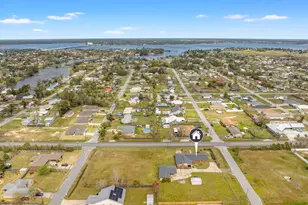 905 E 12th St, Lynn Haven, FL 32444 - Photo 38