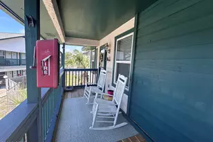 7813 N Lagoon Dr, Panama City, FL 32408 - Photo 4