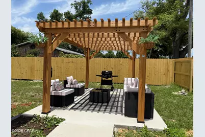 1409 E 6th Court, Panama City, FL 32401 - Photo 6