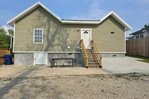 2939 Caledonia St, Marianna, FL 32446 - Photo 2