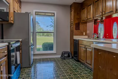 2613 Indian Springs Road, Marianna, FL 32446 - Photo 10