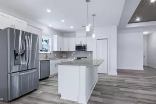 1113 New Hampshire Ave, Lynn Haven, FL 32444 - Photo 6