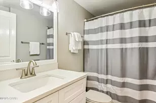 9900 Thomas Dr, Panama City Beach, FL 32408 - Photo 20