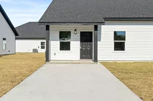 3207 E 2nd Pl, Panama City, FL 32401 - Photo 2