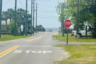 345 Marlin St, Port Saint Joe, FL 32456 - Photo 16