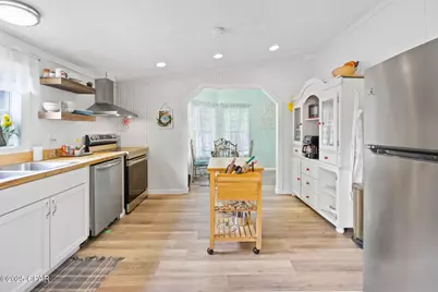 3811 Hicks Lake Lane, Vernon, FL 32462 - Photo 4