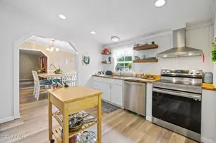 3811 Hicks Lake Ln, Vernon, FL 32462 - Photo 2