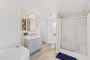 3811 Hicks Lake Ln, Vernon, FL 32462 - Photo 12