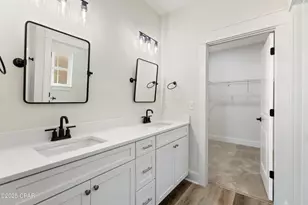 3833 Red Deer Cir, Panama City, FL 32404 - Photo 10