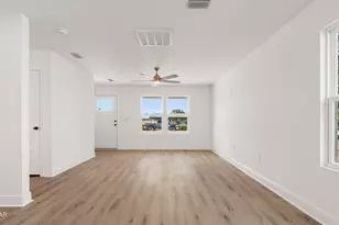 922 Taylor Dr, Panama City, FL 32404 - Photo 10