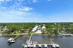 7009 N Lagoon Dr, Panama City, FL 32408 - Photo 2