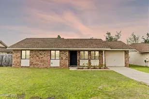 206 Acme Ln, Lynn Haven, FL 32444 - Photo 1