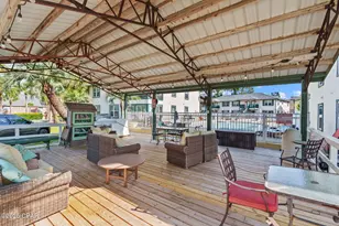 7813 N Lagoon Dr, Panama City, FL 32408 - Photo 8