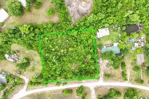 000 Oakridge Ln, Youngstown, FL 32466 - Photo 1