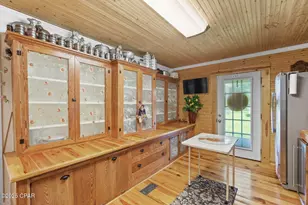 1748 Georgia St, Alford, FL 32420 - Photo 6