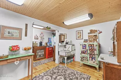 1748 Georgia Street, Alford, FL 32420 - Photo 2