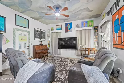 1748 Georgia Street, Alford, FL 32420 - Photo 10