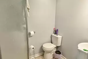 5382 10th St, Malone, FL 32445 - Photo 8