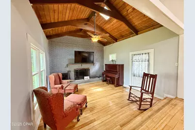 5382 10th Street, Malone, FL 32445 - Photo 10