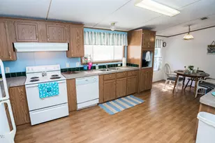 508 Pinetree Dr, Panama City Beach, FL 32413 - Photo 8