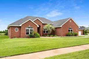 203 Landings Dr, Lynn Haven, FL 32444 - Photo 16