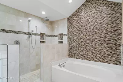 106 Queens Circle, Panama City, FL 32405 - Photo 40