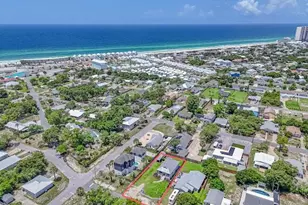 408 Wisteria St, Panama City Beach, FL 32407 - Photo 2