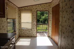 5929 Nichols Rd, Bascom, FL 32423 - Photo 42