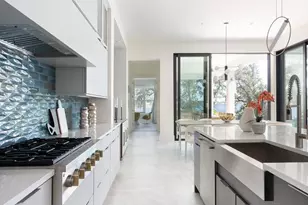 1164 Cove Pointe Dr, Panama City, FL 32401 - Photo 10