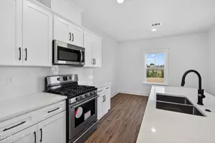 3078 Lucky Farm Ln, Panama City, FL 32404 - Photo 6