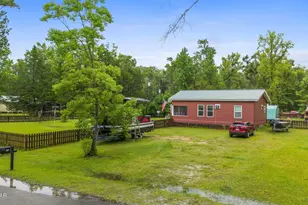 674 Bryant Landing Rd, Wewahitchka, FL 32465 - Photo 4