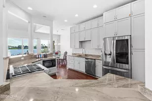 2502 Country Club Dr, Lynn Haven, FL 32444 - Photo 10