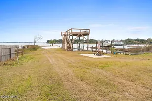 303 Blackshear Dr, Panama City, FL 32404 - Photo 20