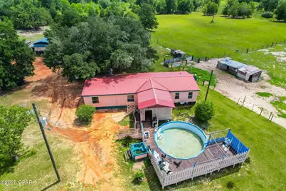 10201 Western Road, Fountain, FL 32438 - Photo 6