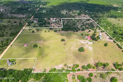 10201 Western Road, Fountain, FL 32438 - Photo 2