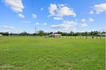 10201 Western Road, Fountain, FL 32438 - Photo 26