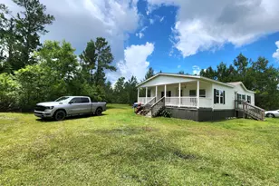 11136 Silver Lake Rd, Fountain, FL 32438 - Photo 2