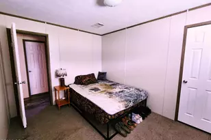 11136 Silver Lake Rd, Fountain, FL 32438 - Photo 16