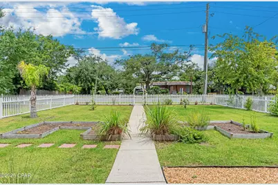 1017 W 11th Street, Panama City, FL 32401 - Photo 36