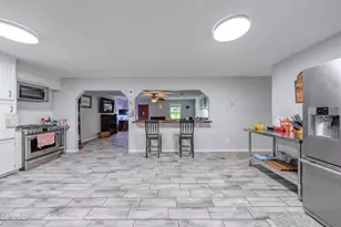 6454 Hartsfield Rd, Greenwood, FL 32443 - Photo 10