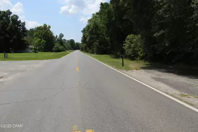 668 Wrights Creek Road, Caryville, FL 32427 - Photo 30