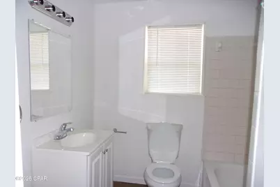 668 Wrights Creek Road, Caryville, FL 32427 - Photo 8